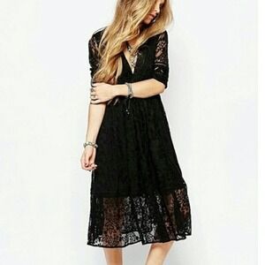 Free People Mountain Laurel Lave Crochet Midi Dress Black V Neck Bohemian Size 8